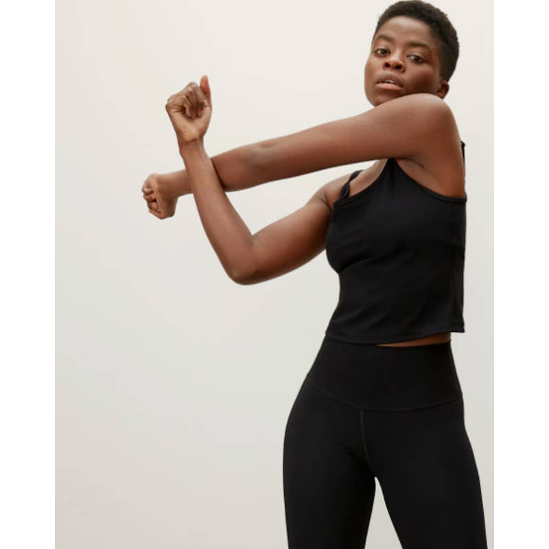 Everlane NWT The Perform Cami Scoop Neck Gym Cropped Tank Top Black Size Medium