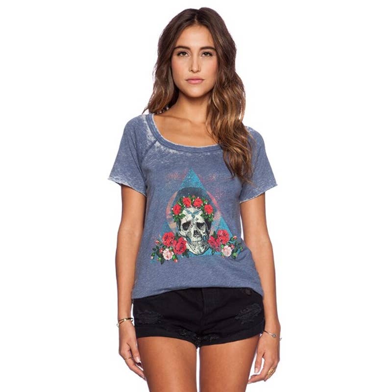 Chaser NWT Skull and Roses Scoop Neck Short Sleeve Cutout Top Lagoon Size Small
