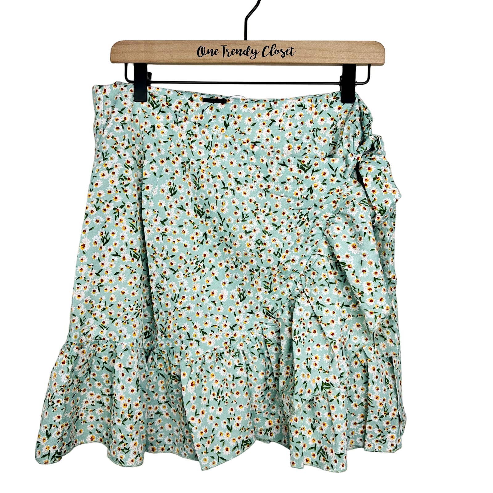 Lulus NWT Flourishing Dreams Ditsy Floral Print Wrap Mini Skirt Mint Green
