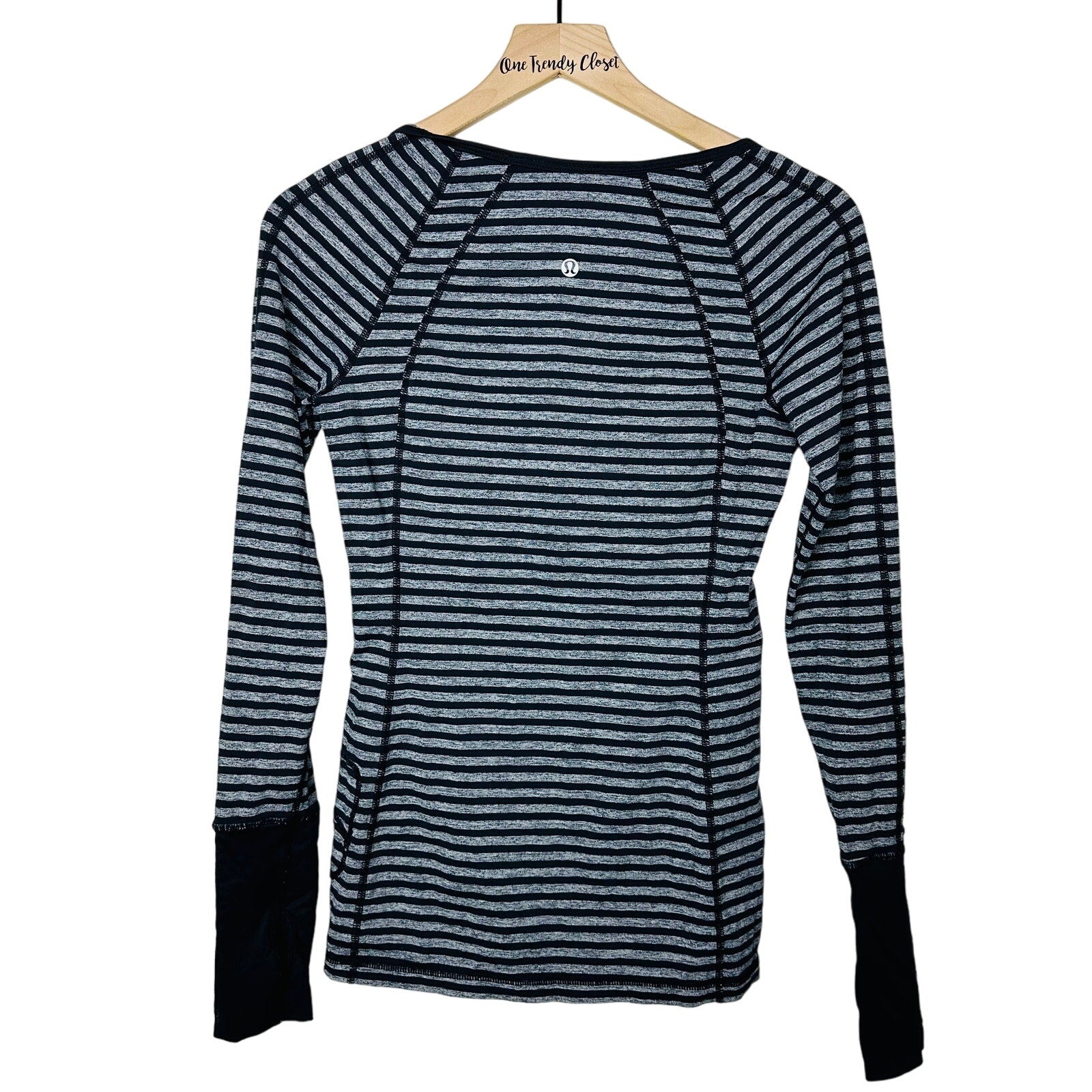 Lululemon Preloved Swiftly Tech Blouse Thumb Hole Stripe Black & Gray Size 4