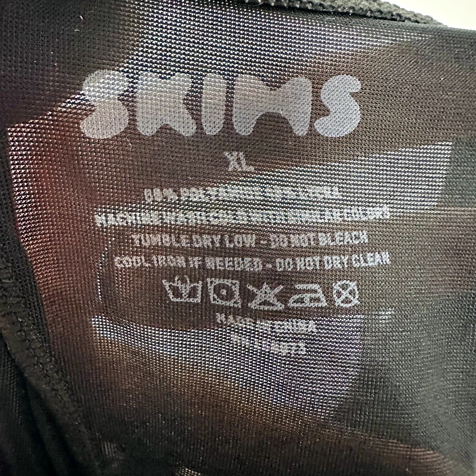 SKIMS NWOT Onyx V-Neck Black Shine Satin Bodysuit Size XL