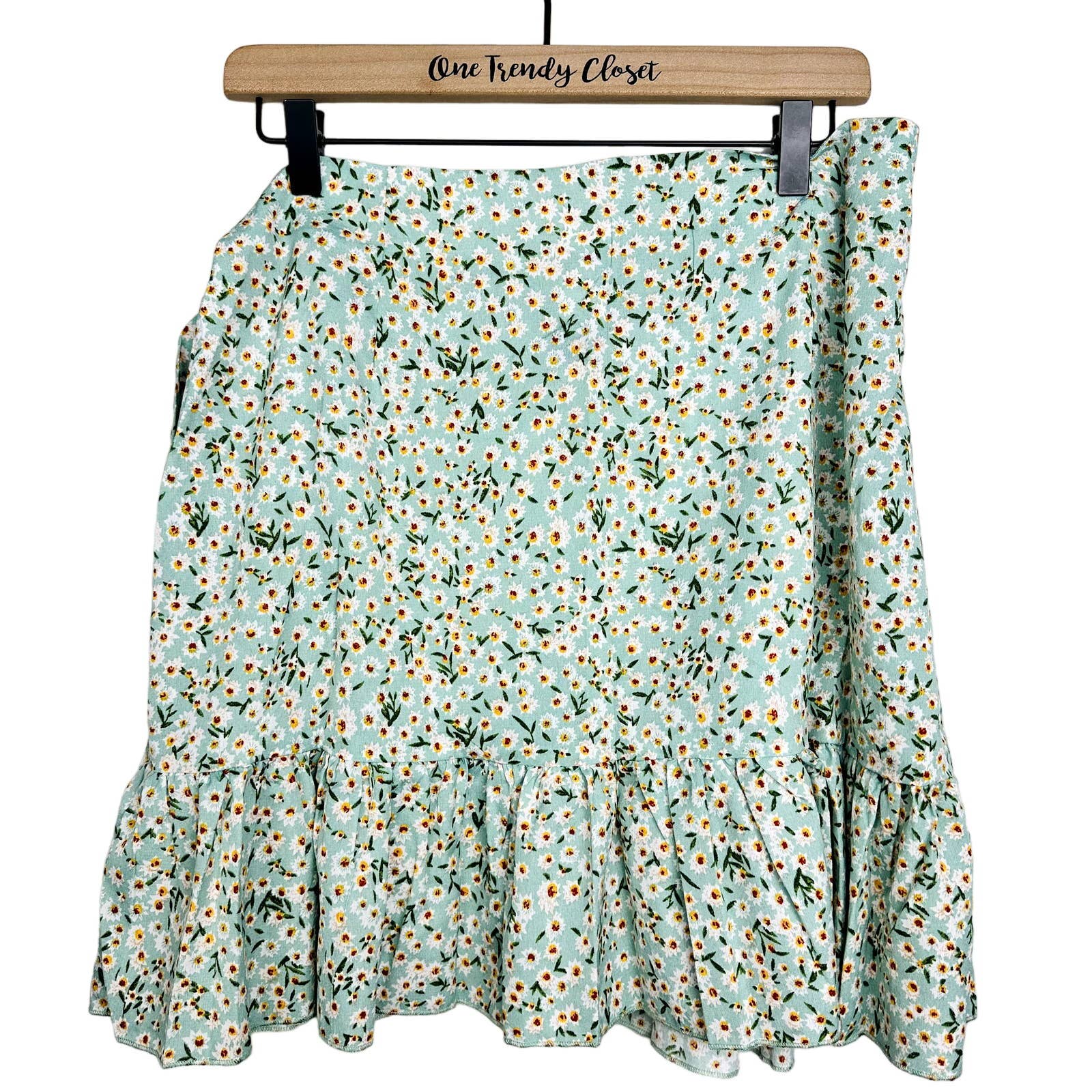Lulus NWT Flourishing Dreams Ditsy Floral Print Wrap Mini Skirt Mint Green