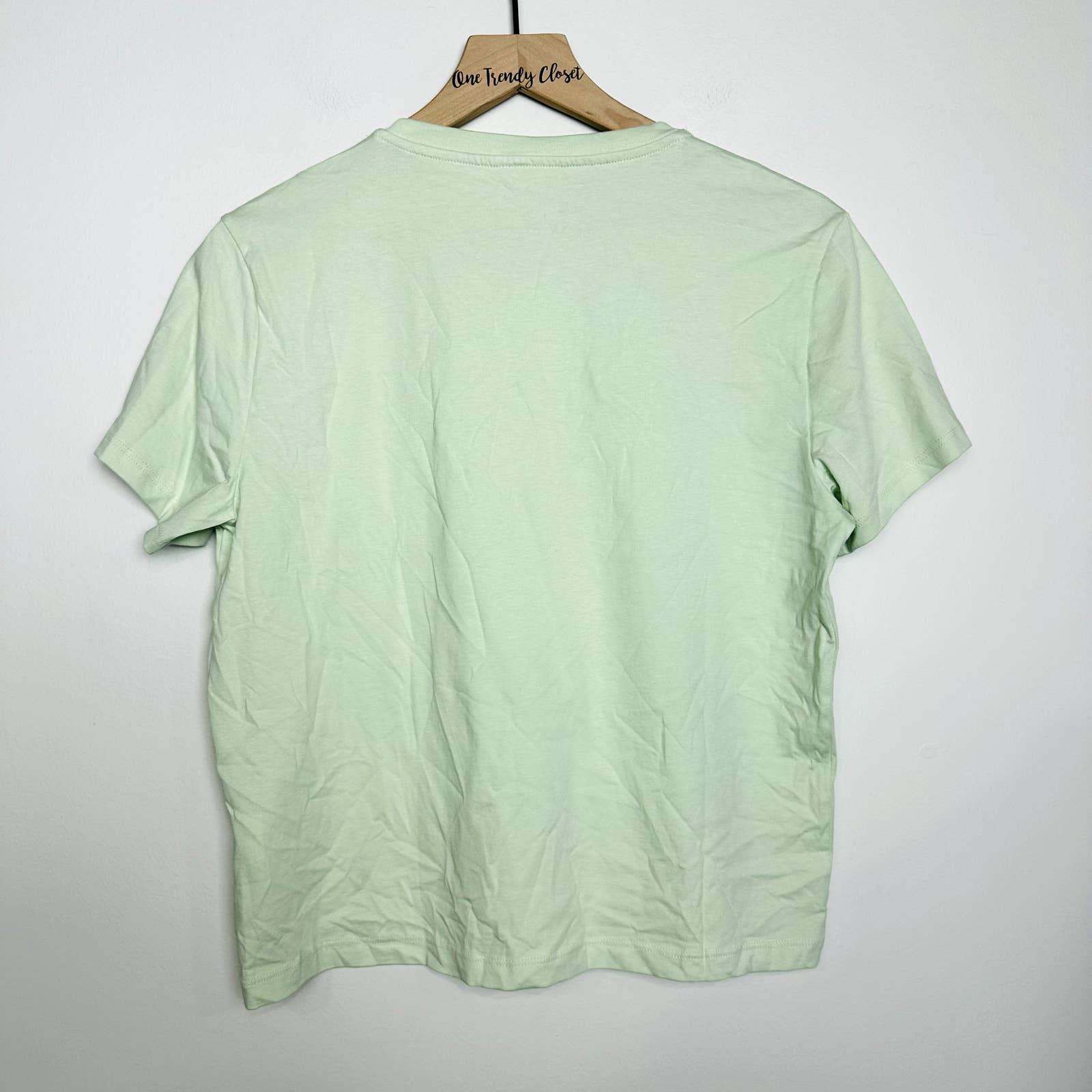 Everlane NWOT The Organic Cotton Pocket Boxy Classic Tee Shirt Green Size Medium