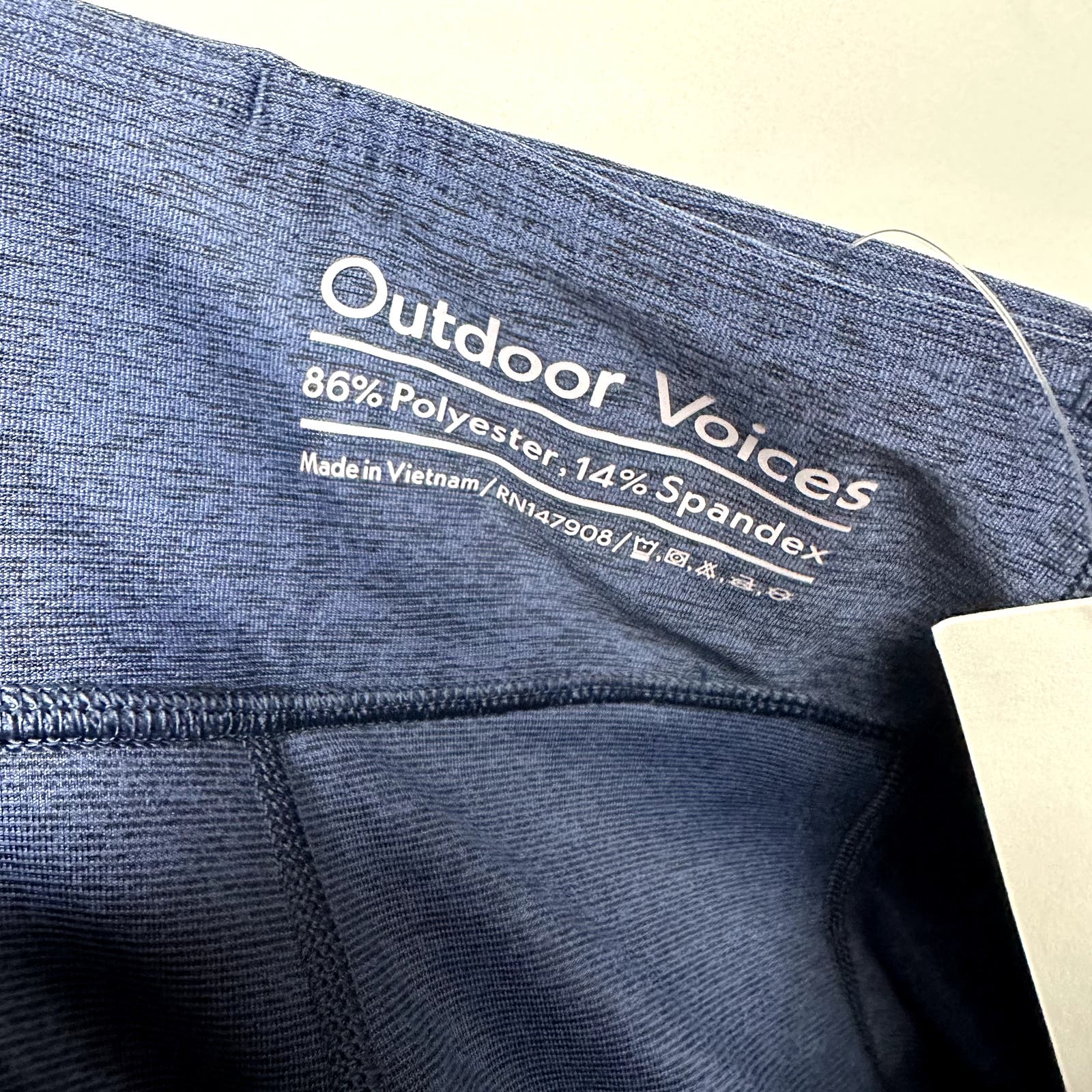 Outdoor Voices NWT Navy Warmup 7/8 Legging Size XS