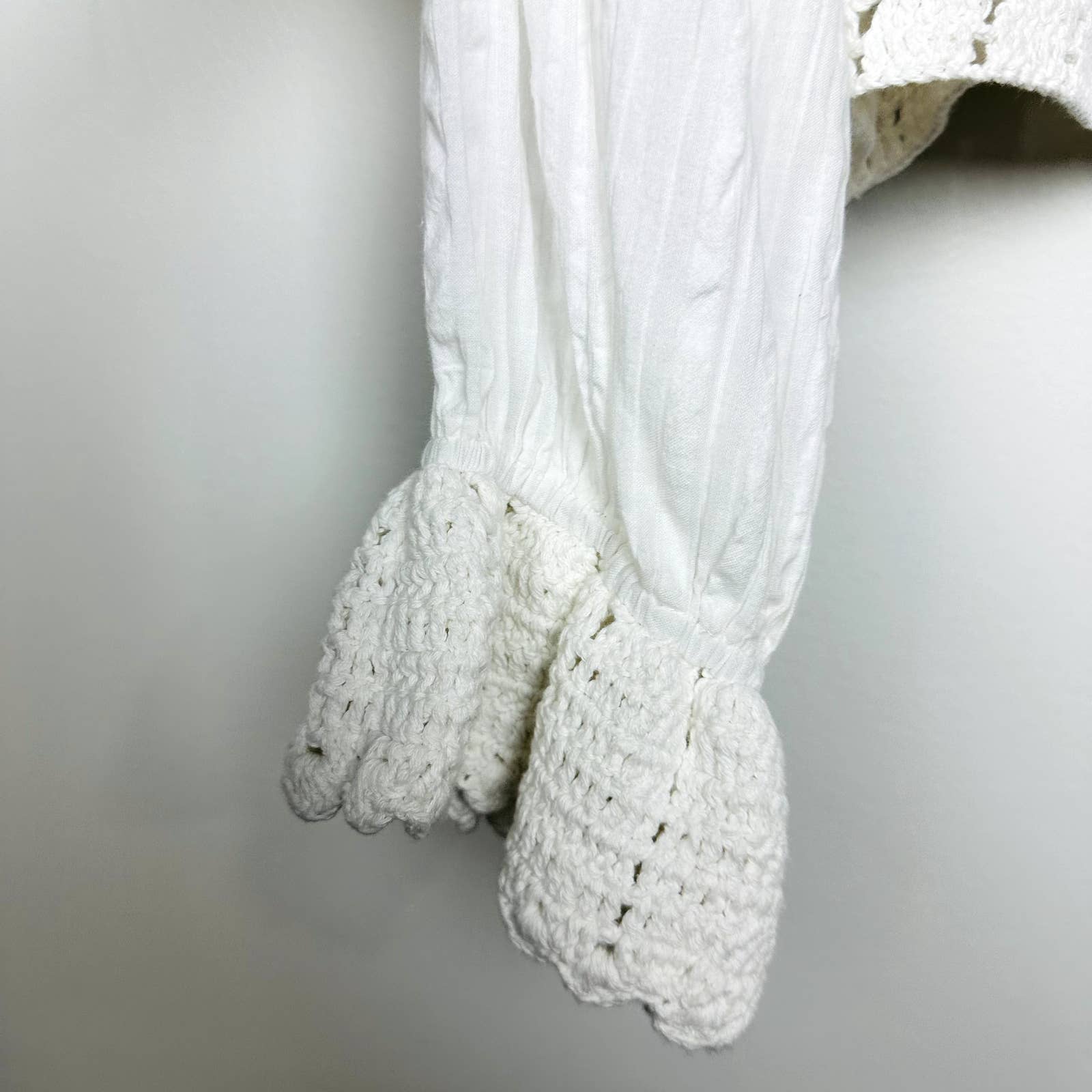 Free People NWT Megan Crochet Open Back Long Sleeve Eyelet Crop Top Ivory Sz XS