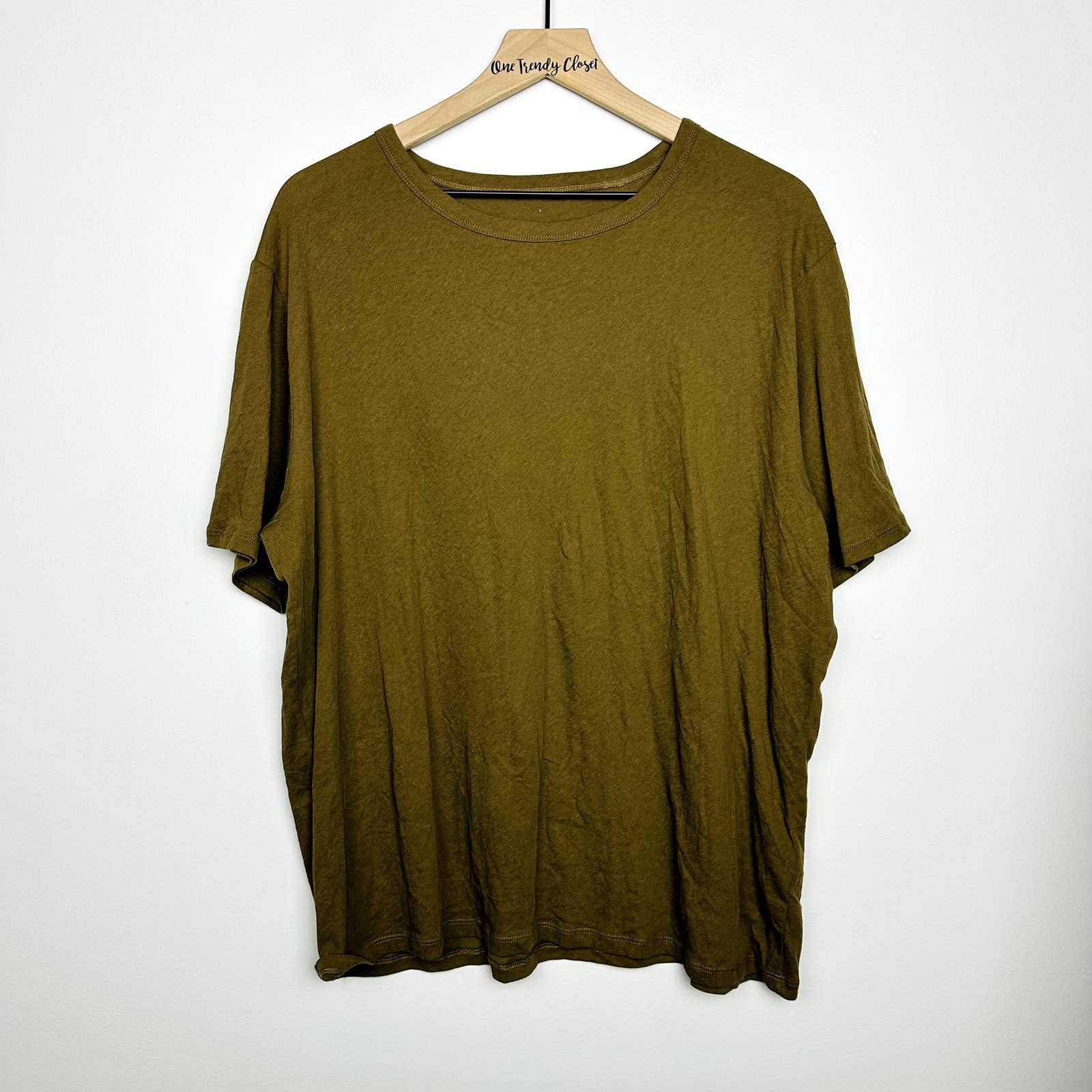 Everlane NWOT The Air Oversized Crew Neck Short Sleeves Casual Tee Olive Large