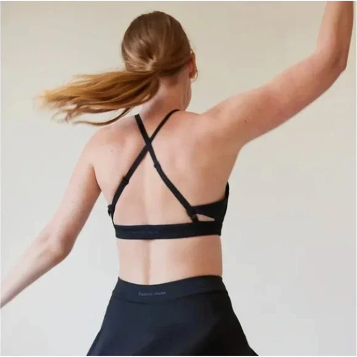 Outdoor Voices NWT Flow Strappy Bra Black Size XXS