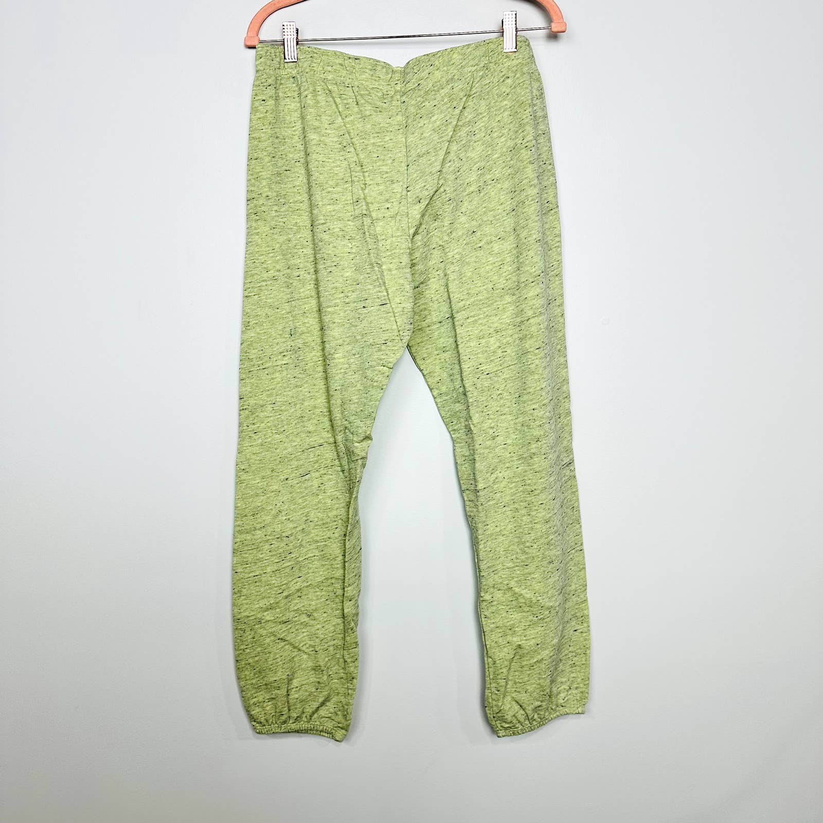 Monrow NWT Neps Elastic Waist Elastic Waist Pull-On Sweatpants Fizz Size Large