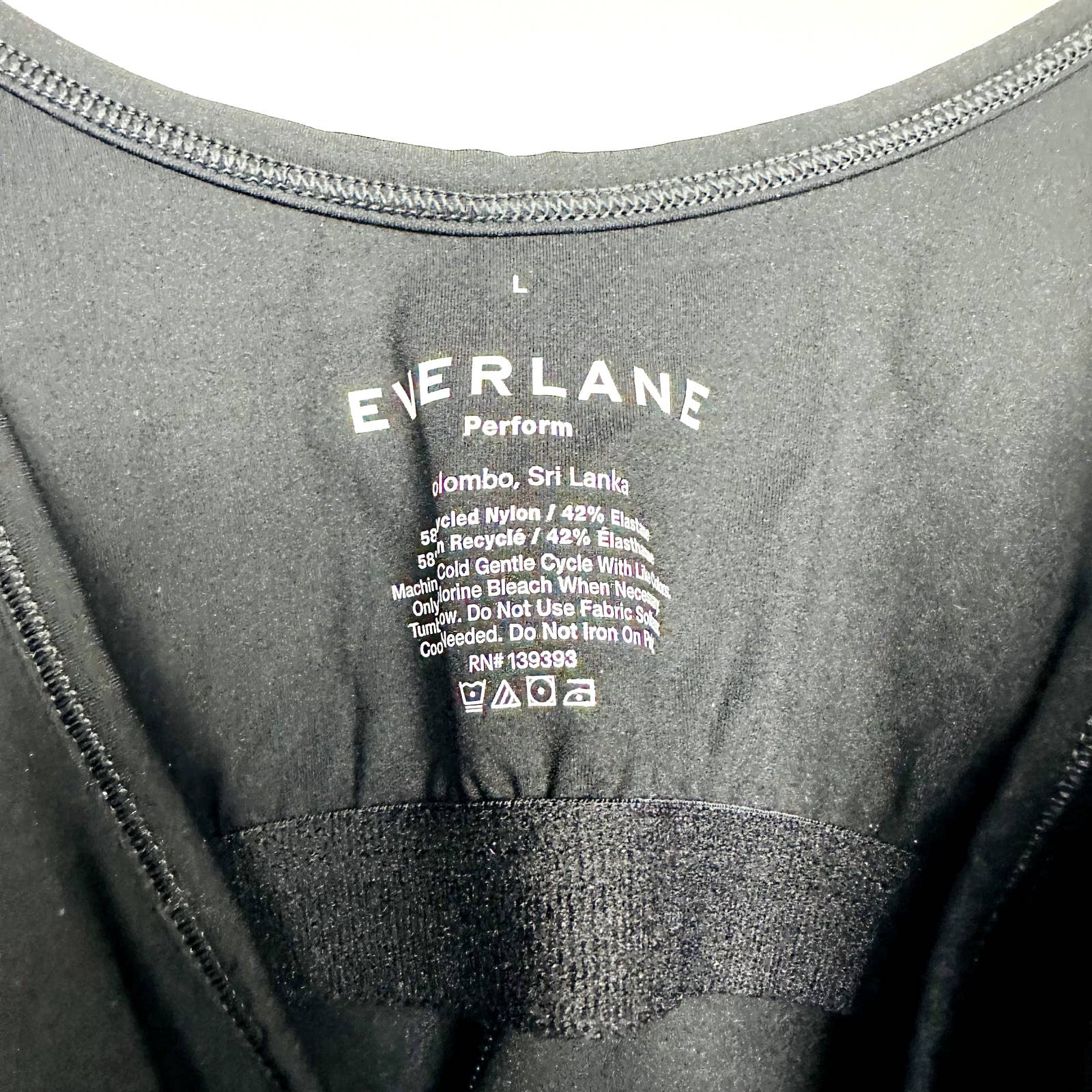 Everlane NWT The Perform Cami Scoop Neck Gym Cropped Tank Top Black Size Large