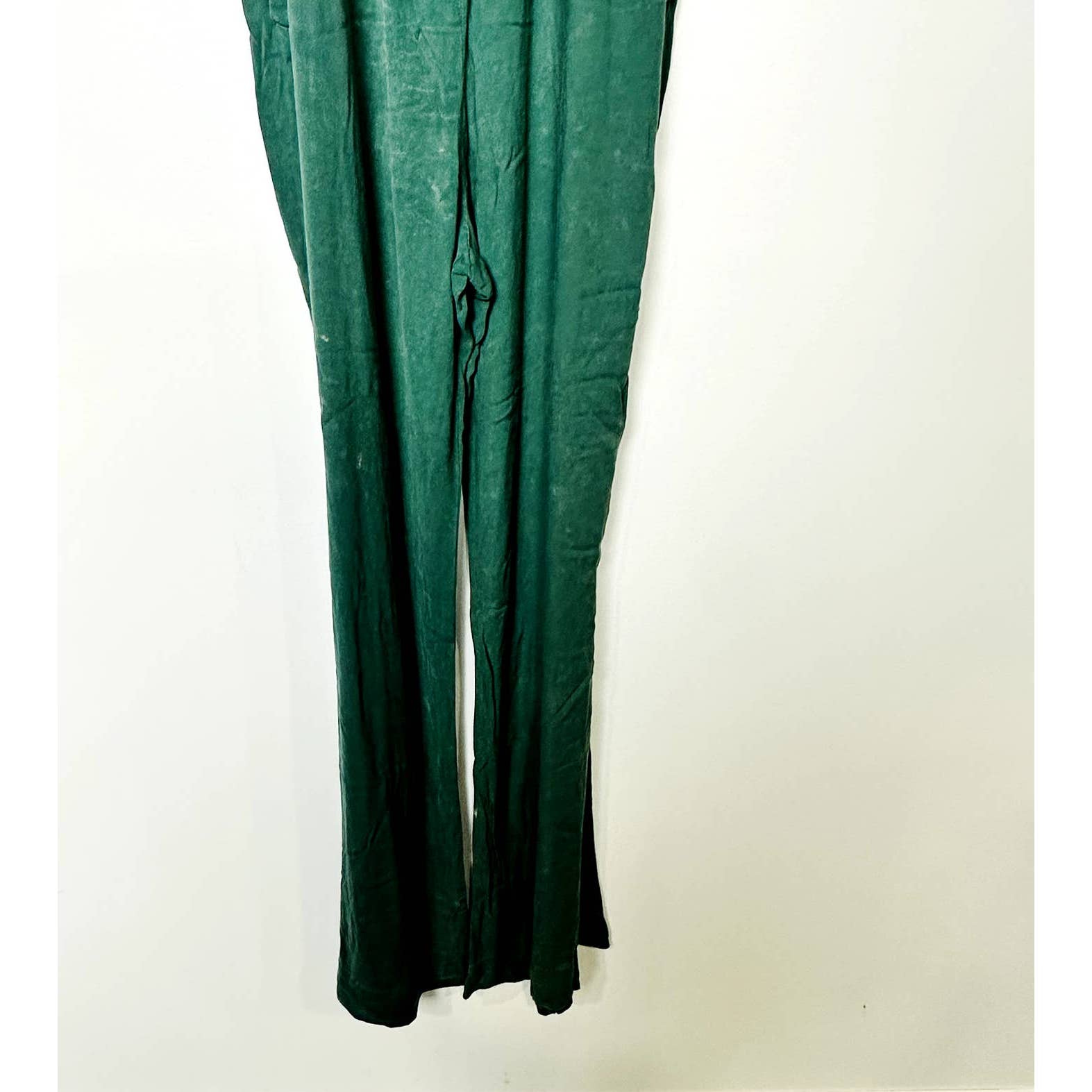 Chaser NWT Button Front Spaghetti Straps Cutout Knot Back Jumpsuit Green Small