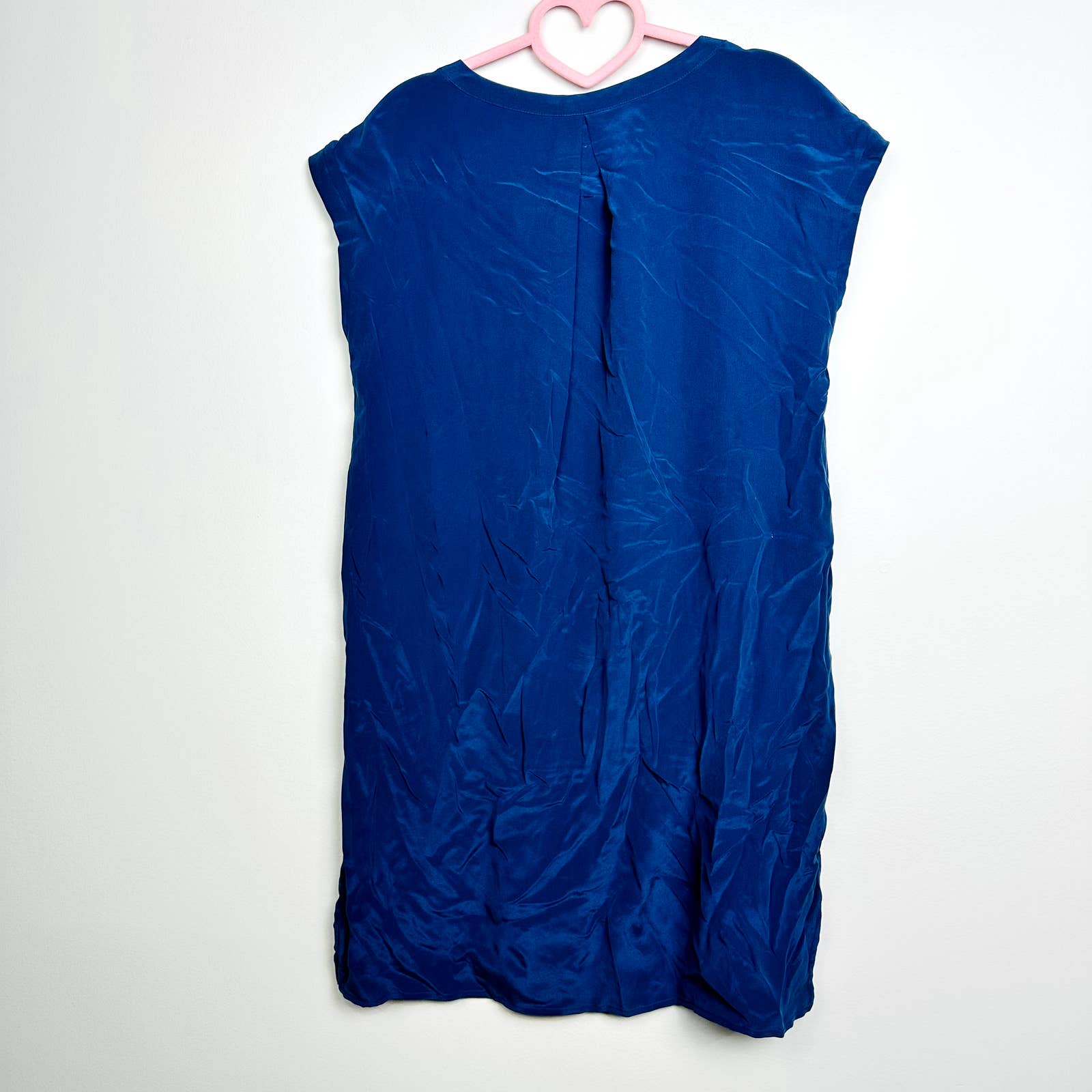 Chaser NWOT V-Neck Cap Sleeve Hi-Low Casual Shift Mini Dress Blue Size Medium