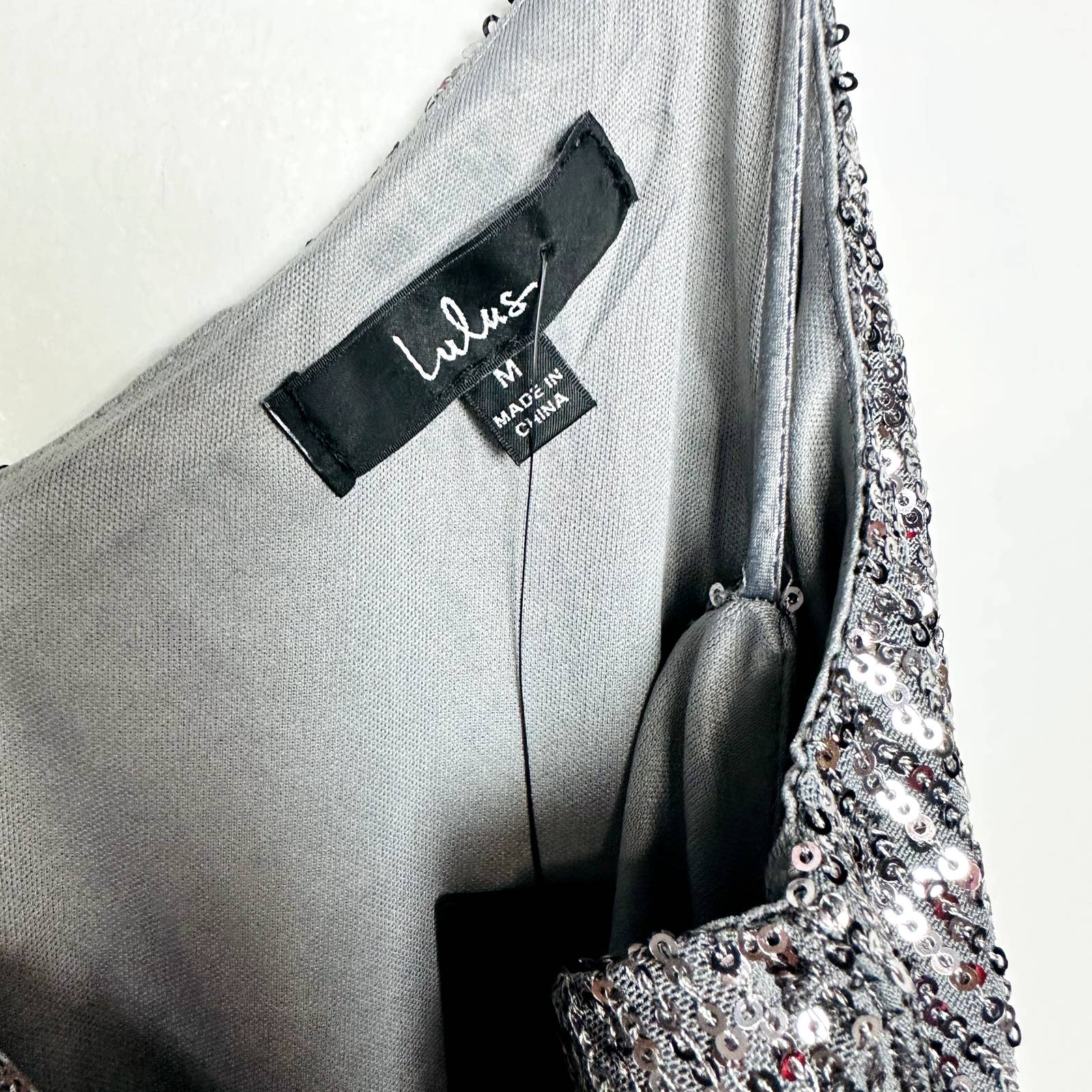 Lulu's NWT Sparkling Glimpse Sequin Sleeveless Scoop Neck Cami Top Gray Medium