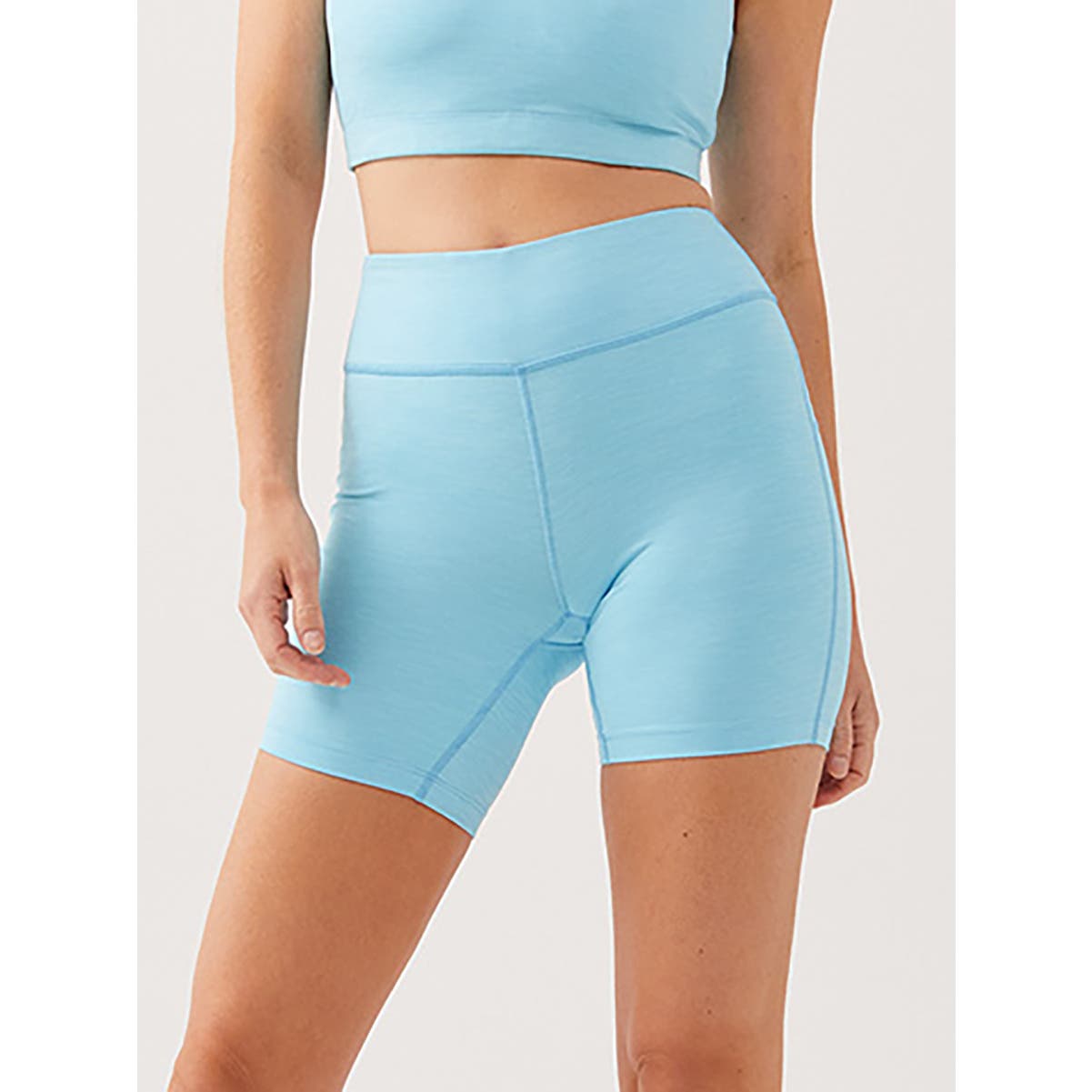 Outdoor Voices NWT Larimar Move Free 6" Short Size 2XS