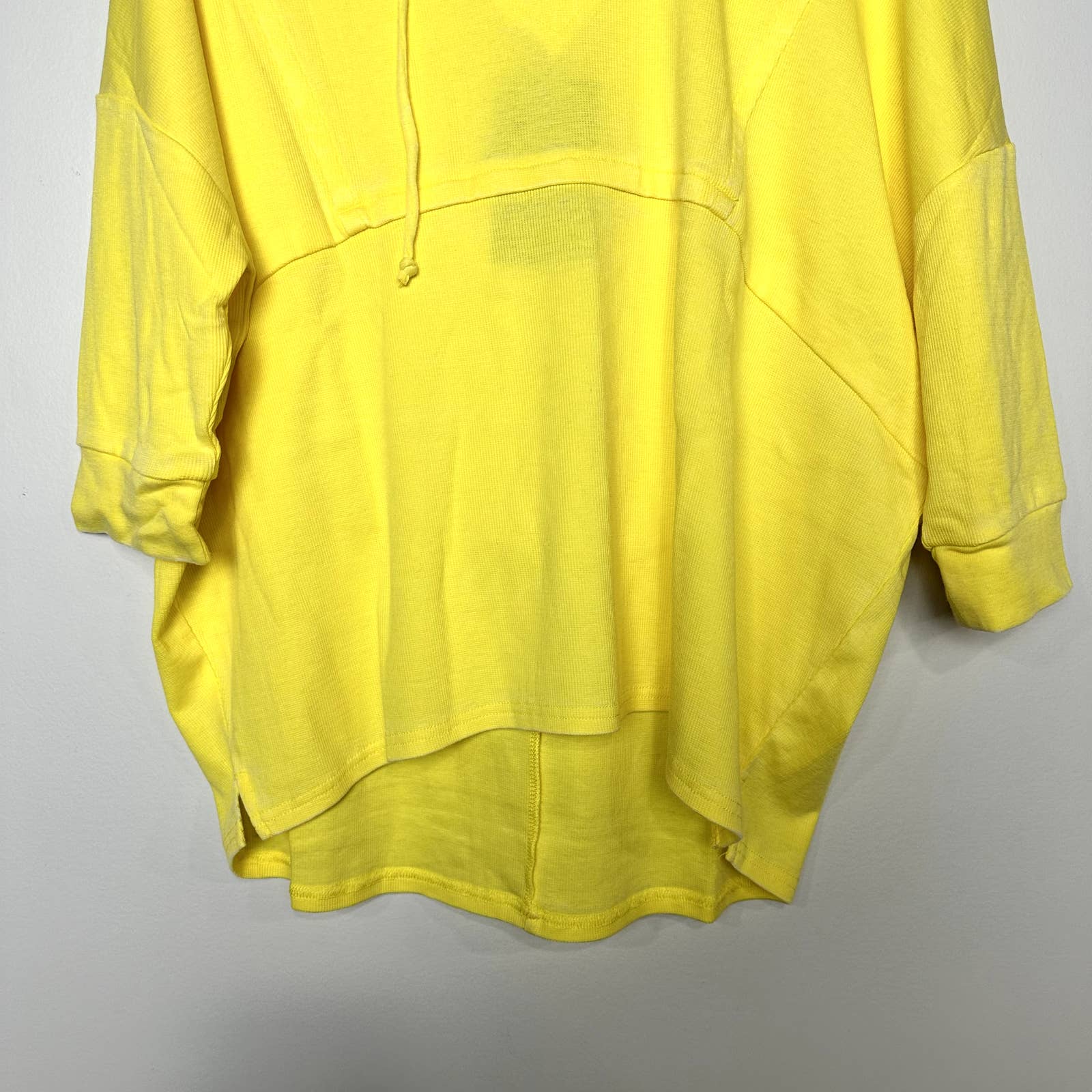 Chaser NWT V-Neck 3/4 Sleeve Drawstring Cropped Pullover Hoodie Yellow Sz Medium
