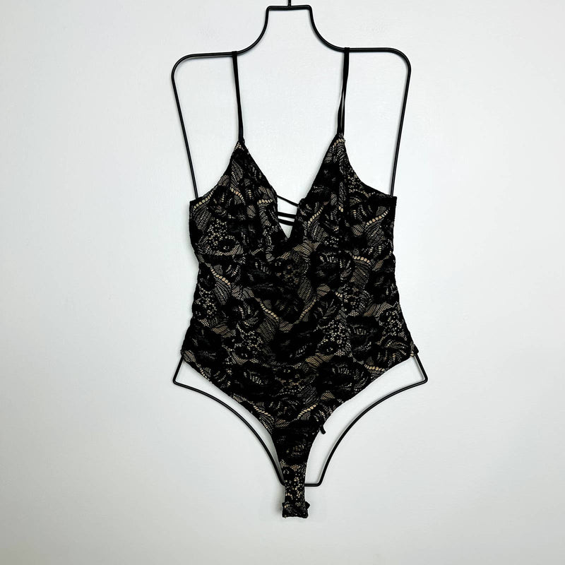 Lulus NWT Flirty Touch Lace-Up Lace  Strappy High Leg Thong Bodysuit Black Sz XL