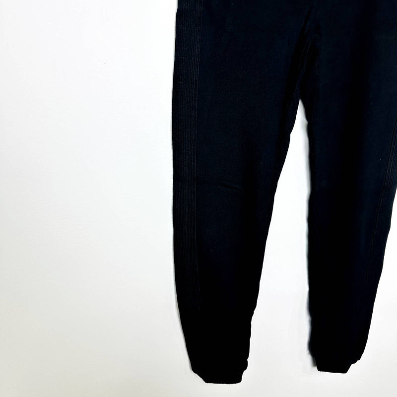 Monrow NWT Ribbed Mix Stitched Elastic Pintuck Sporty Jogger Sweatpants Black XS