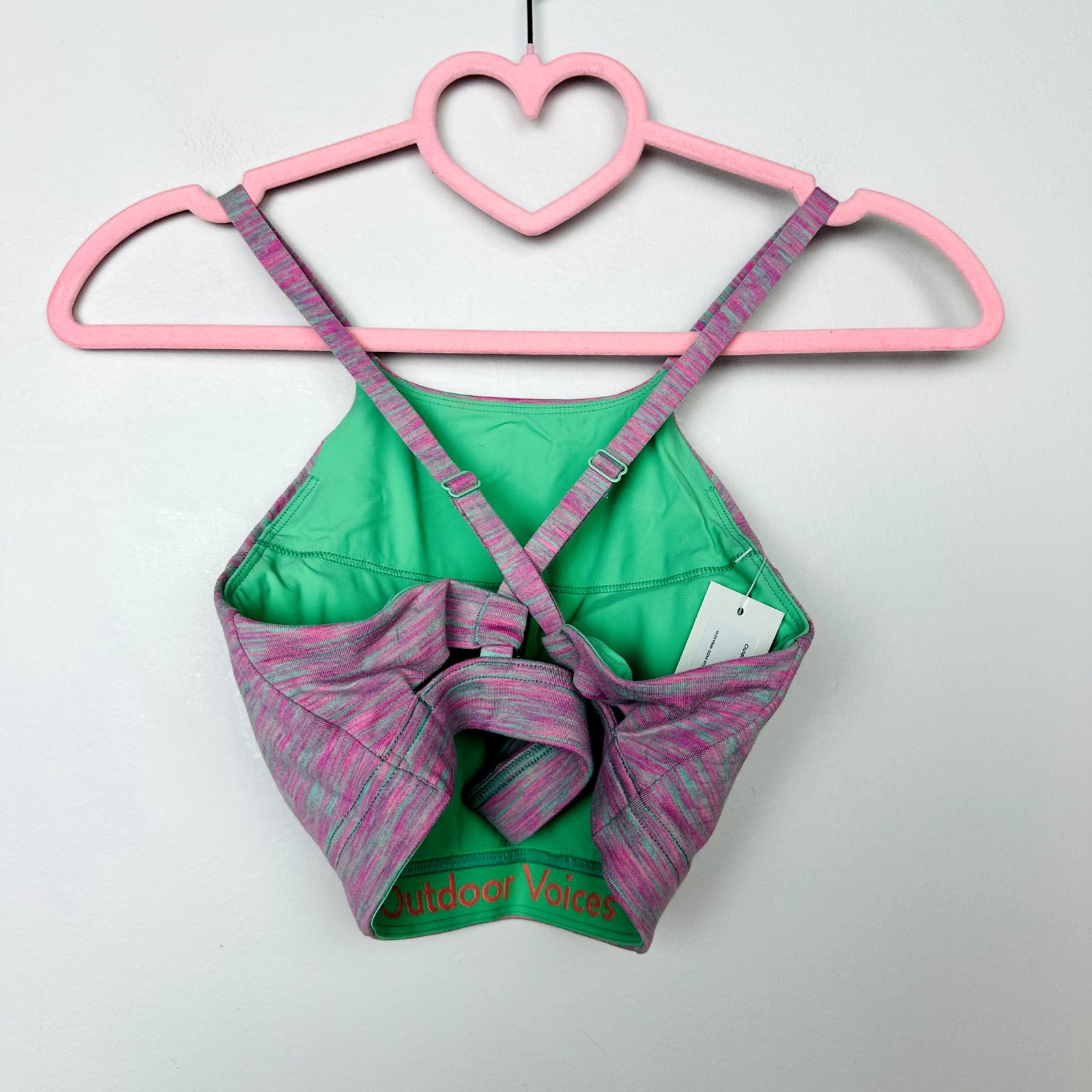 Outdoor Voices NWT Flow Strappy Bra Watermelon Sugar Size Small