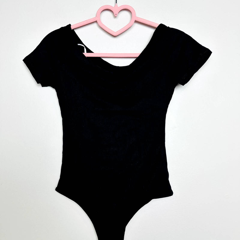 Lulus NWT Sandpiper Black Ribbed Off-the-Shoulder Bodysuit Short Sleeve
