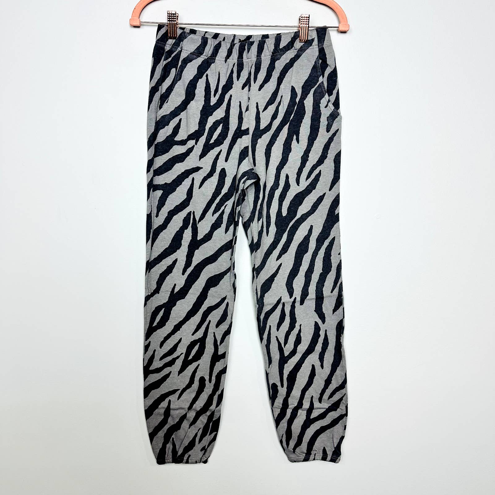 Monrow NWT Zibra Chill Jogger Sporty Elastic Waist Ankle Pants Vintage Black XS