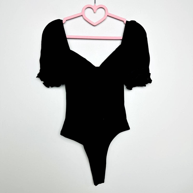 Lulus NWT Romantic Inclination Ribbed Knit Puff Sleeve Bodysuit Black Size Small