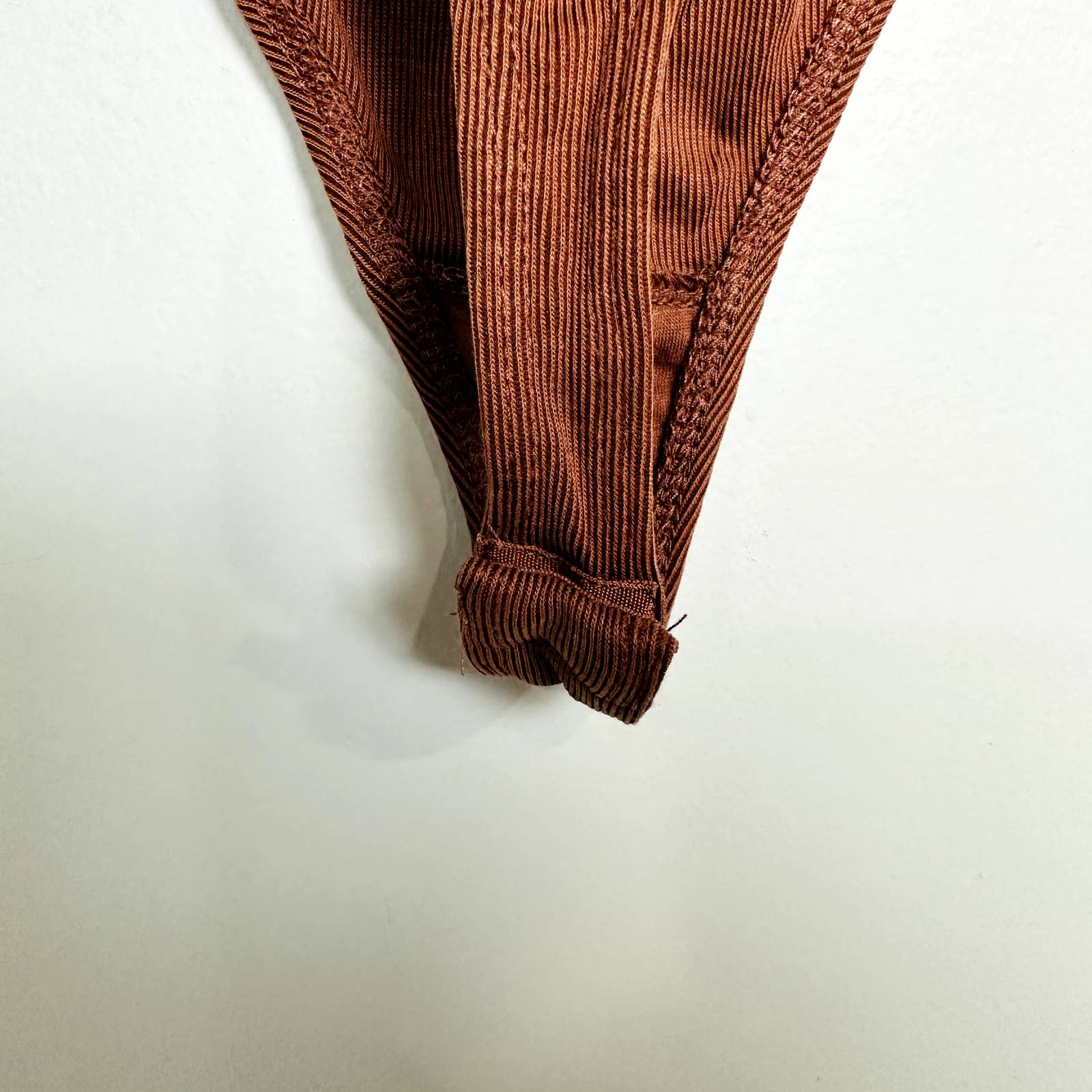 Lulu's NWT Style Serve Ribbed Scoop Neck Sleeveless Bodysuit Rust Orange Medium