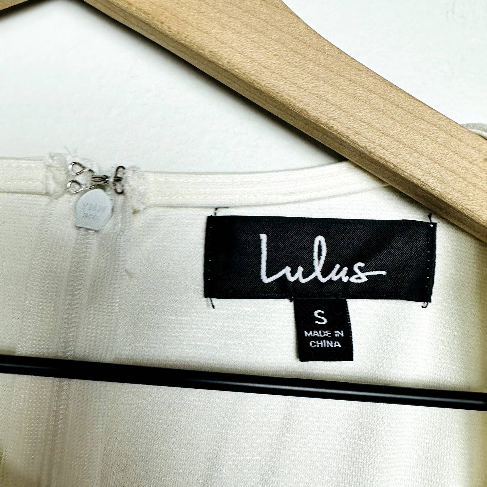 Lulus NWT Dressed to Skill Long Sleeve Underwire Classic Bodysuit White Sz Small