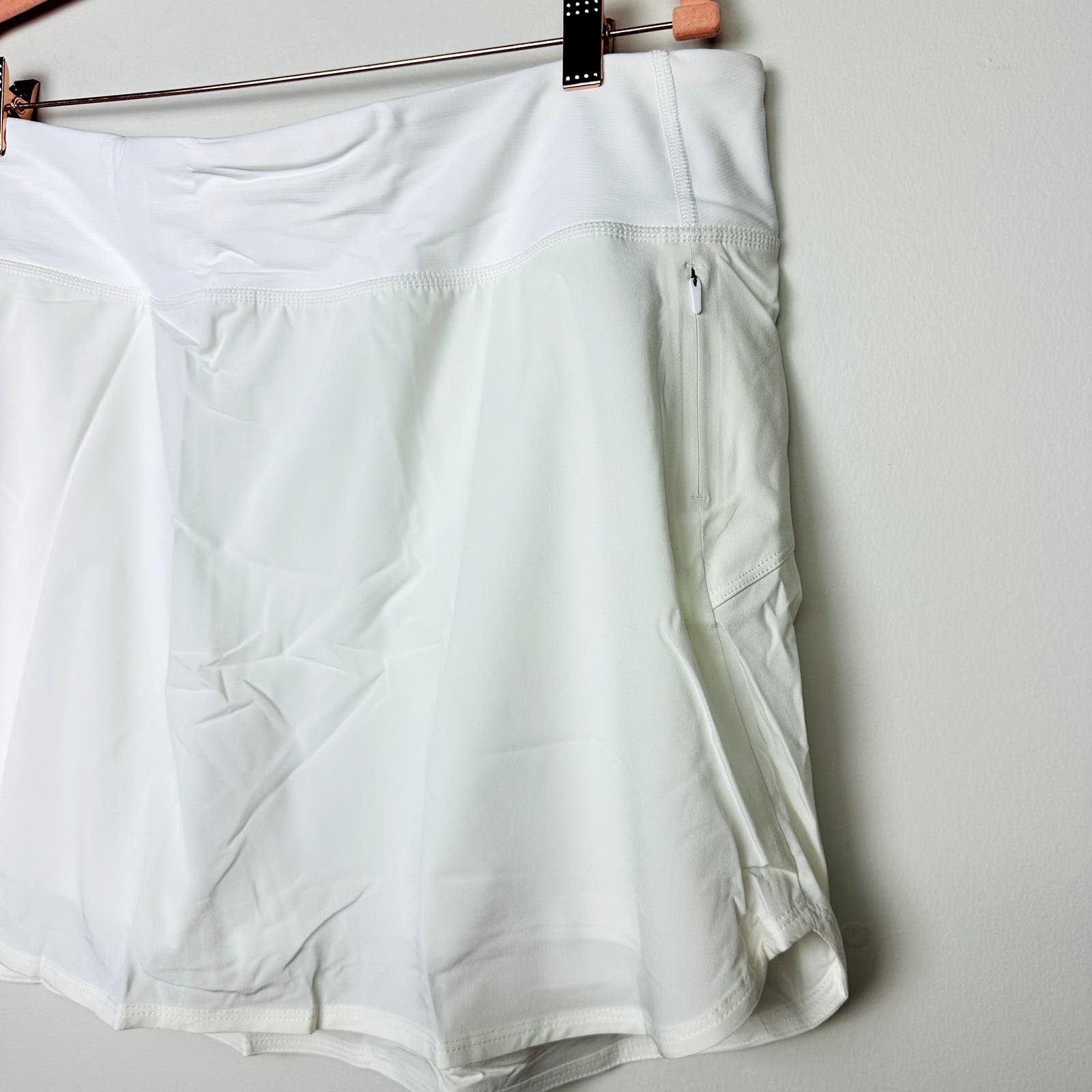 Outdoor Voices NWT White Hudson 4" Skort Size 3XL