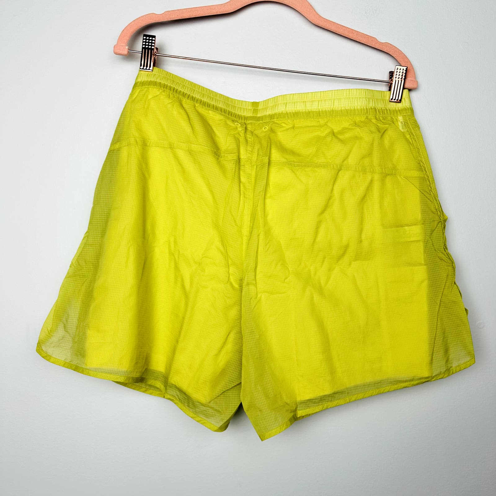 Outdoor Voices NWT BreakLite 5" Short Size XL