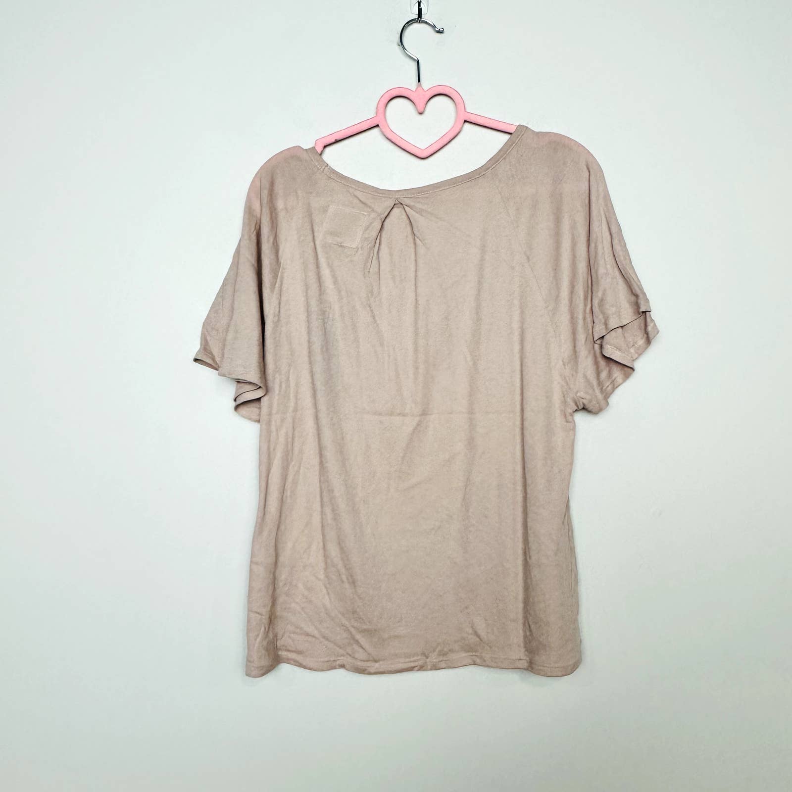 Chaser NWT Scoop Neck Flounce Sleeve Raglan Oversized Blouse Tan Size Small