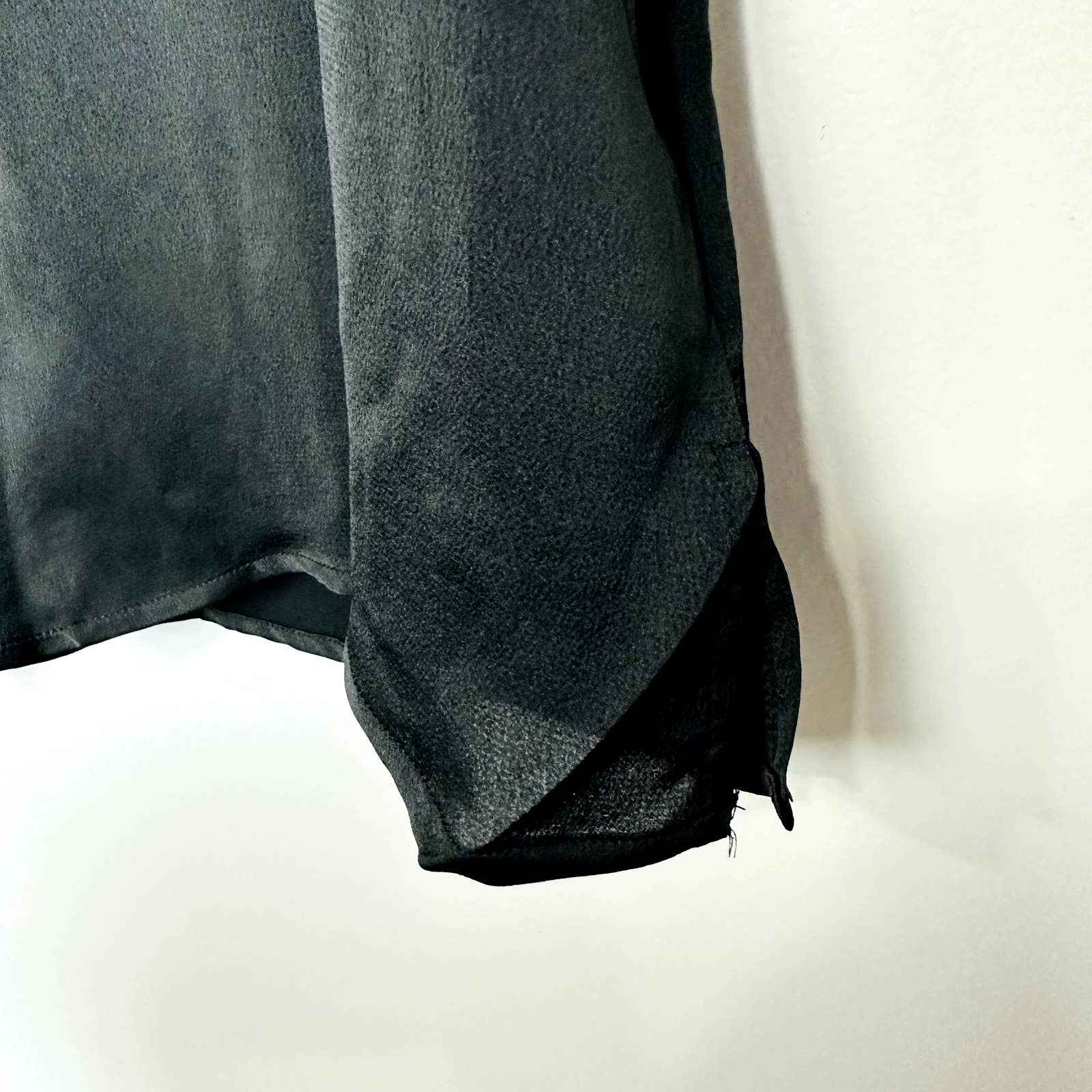 Lulus NWT Forever Flirty Lace V-Neck Sleeveless Satin Cami Top Black