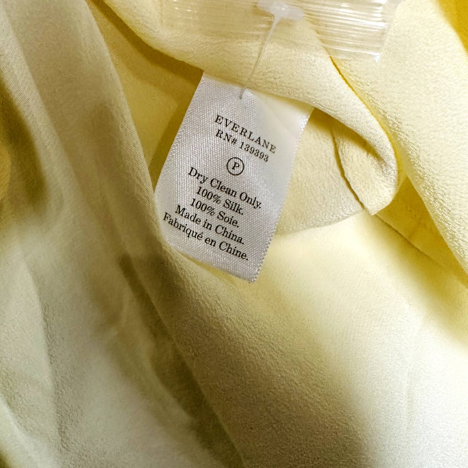 Everlane NWT The Clean Silk Relaxed Button Down Classic Shirt Pale Yellow