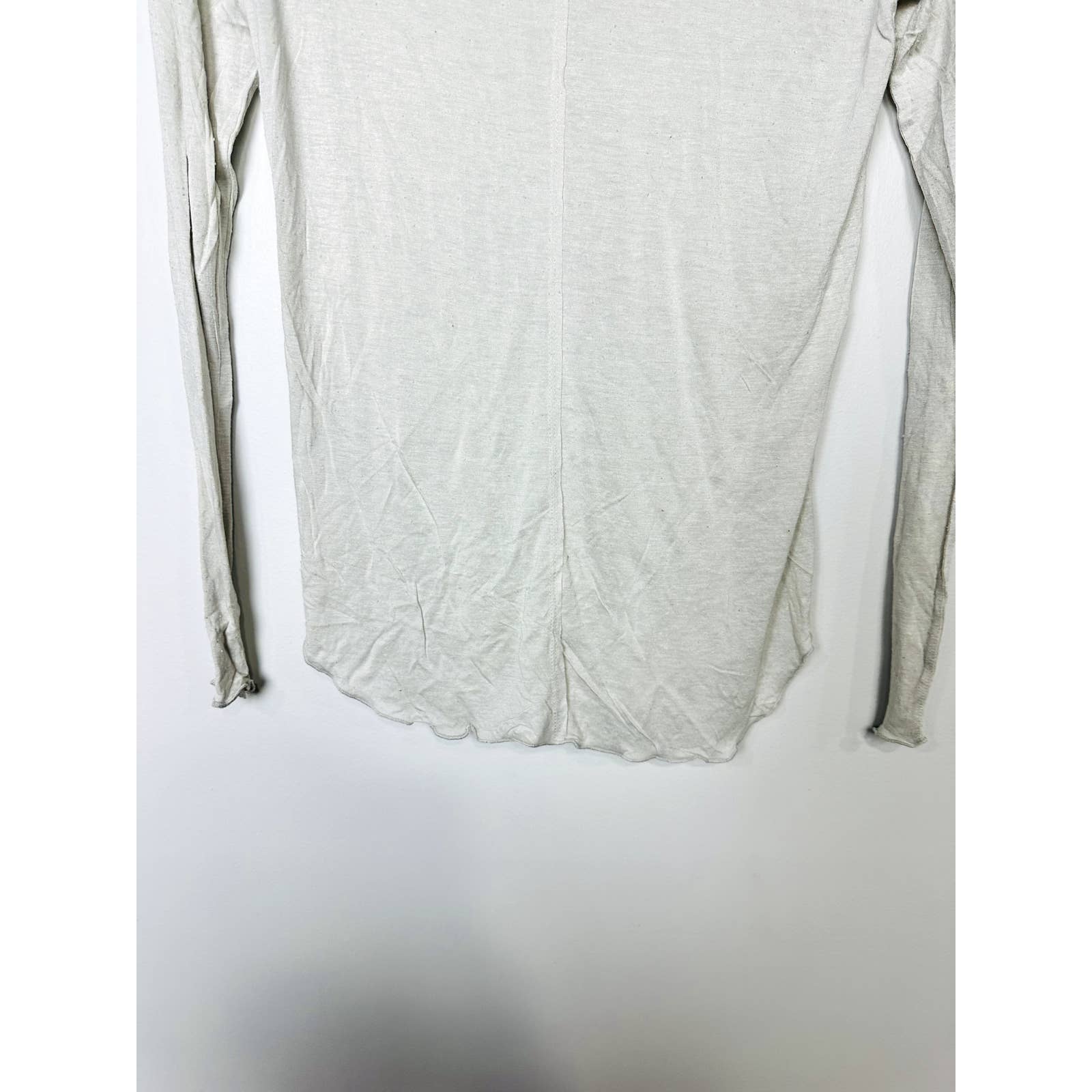 Chaser NWT Long Sleeve Shirttail Turtleneck Textured Silk Rayon Jersey Top