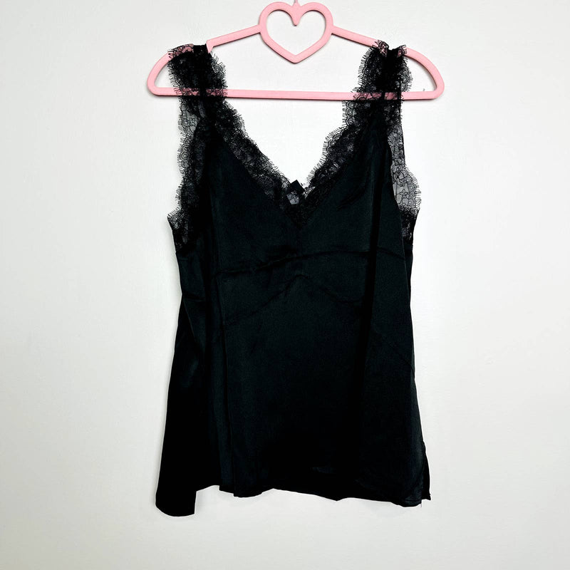 Lulus NWT Forever Flirty Lace V-Neck Sleeveless Satin Cami Top Black