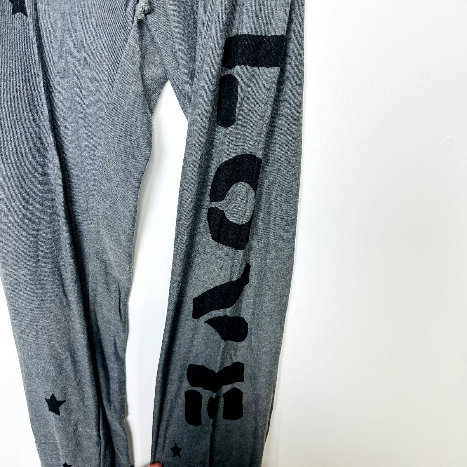 Chaser NWT Love Stars Lounge Drawstring Casual Comfy Jogger Pants Gray Sz Small