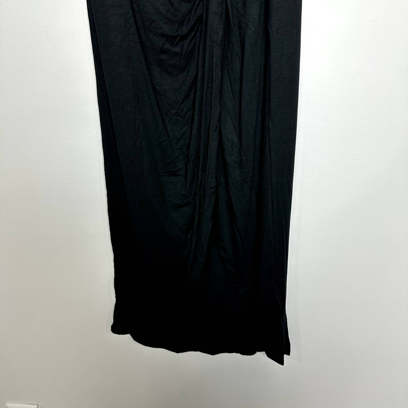 Forever 21 NWOT Rayon Blend Knotted Front Slit Stretch Maxi Skirt Black Sz Large