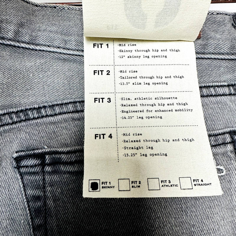 rag & bone NWT Fit 2 Slim Classic Button Fly Stretch Denim Jeans Greyson Size 31