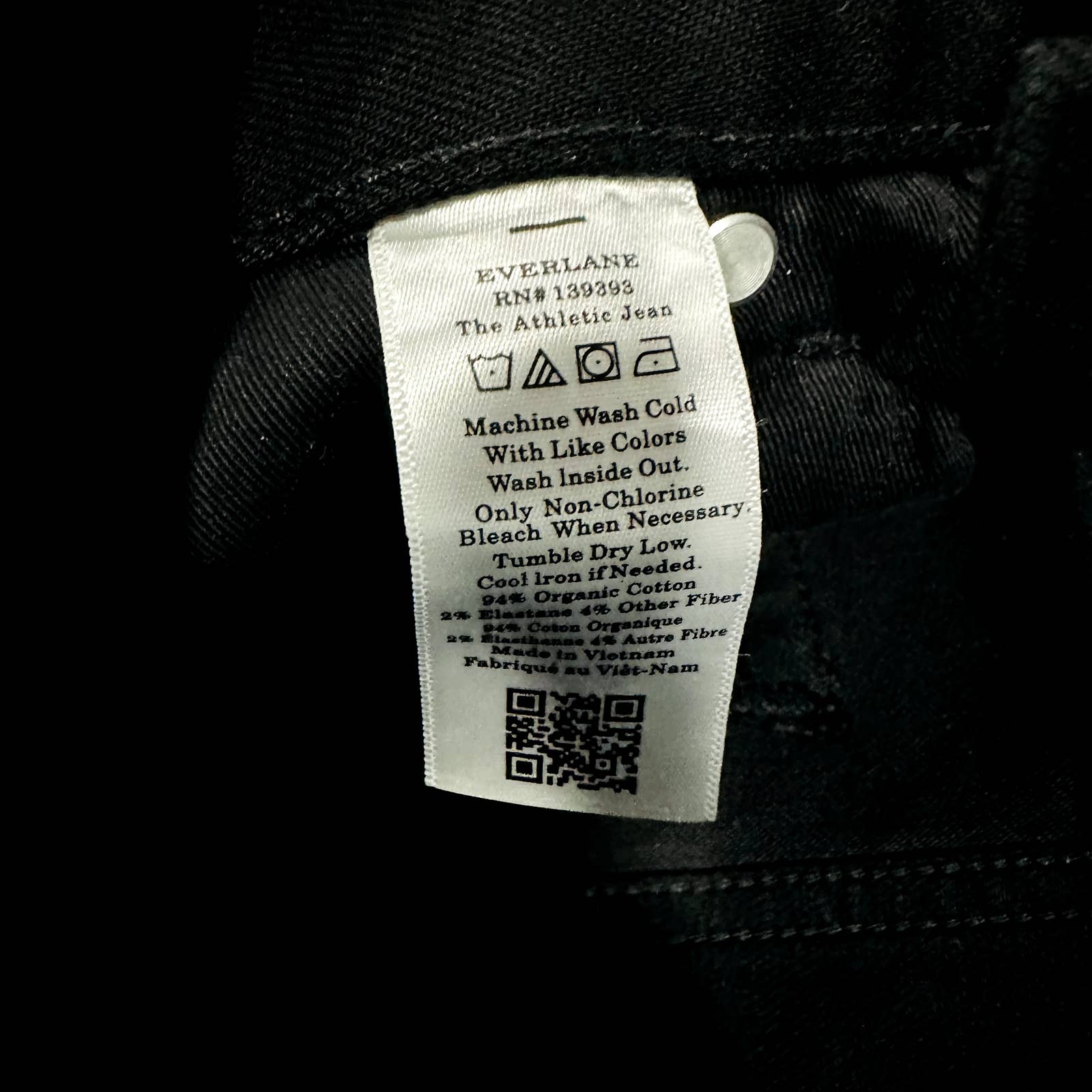 Everlane NWOT The Athletic 4-Way Stretch Organic Cotton Denim Jean Black 31x30