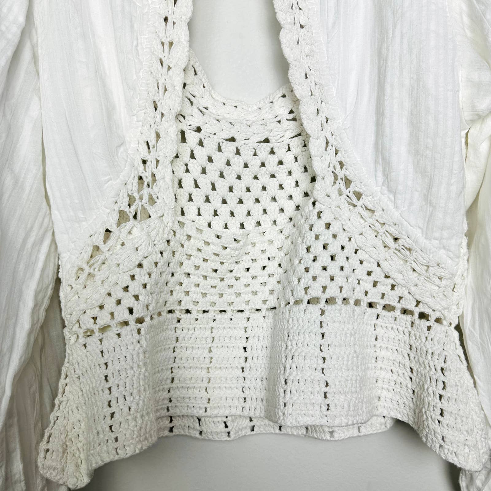 Free People NWT Megan Crochet Open Back Long Sleeve Eyelet Crop Top Ivory Sz XS