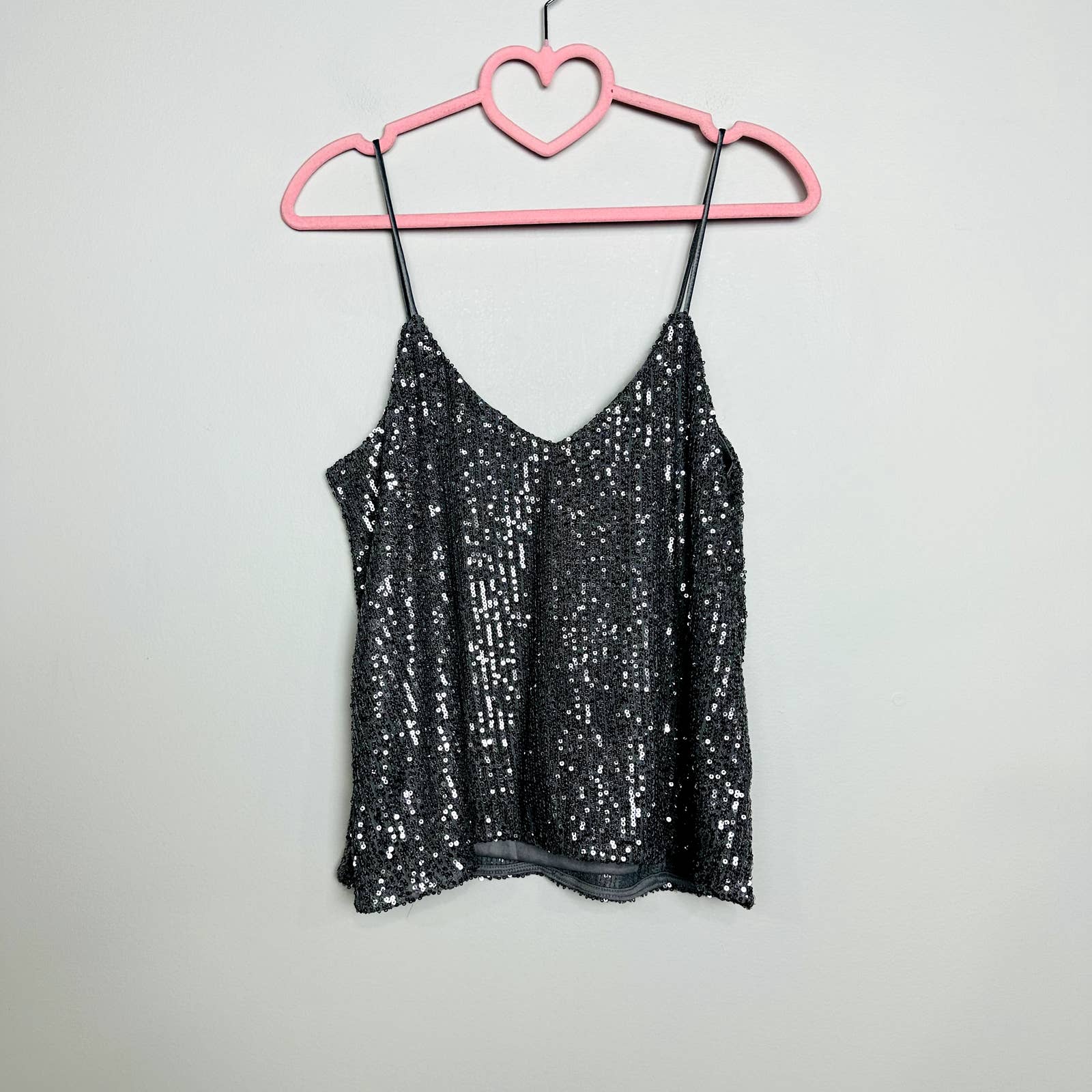 Lulu's NWT Sparkling Glimpse Sequin Sleeveless Scoop Neck Cami Top Gray Medium