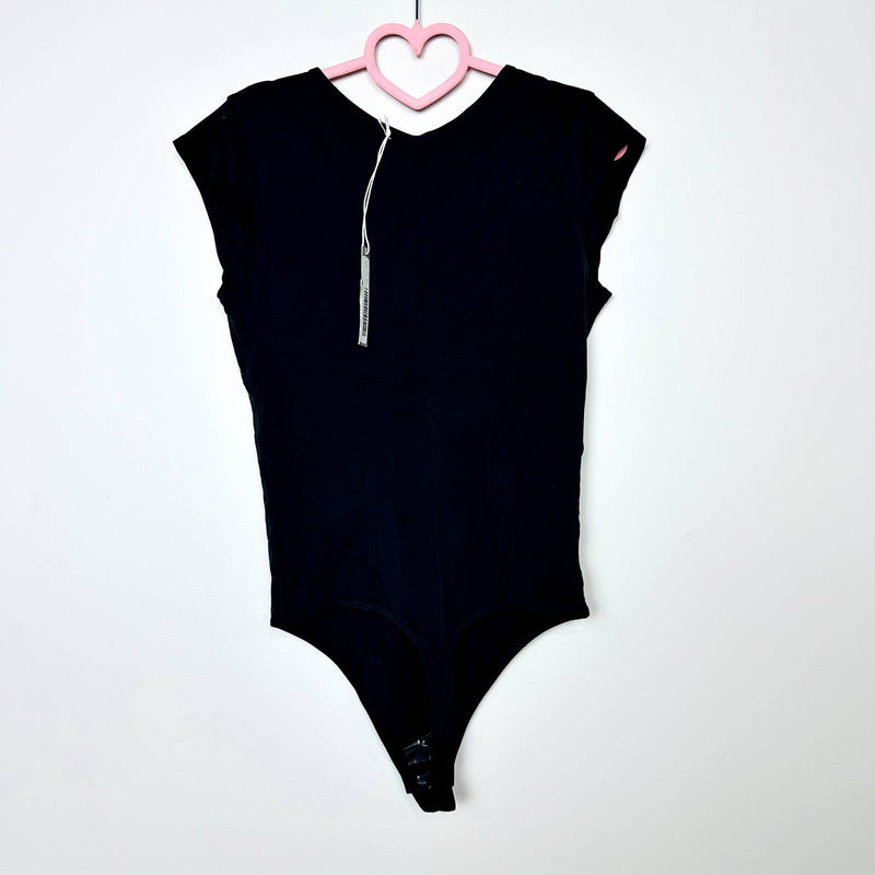 Everlane NWT The V-Neck Cap Sleeve Supima Cotton Ballet Bodysuit Black Sz Medium