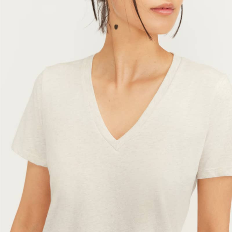 Everlane NWT The Organic Cotton V-Neck Tee Classic Casual Shirt Heathered Oat XS
