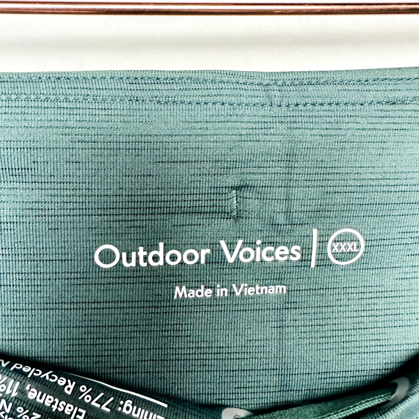 Outdoor Voices NWT Evergreen Mid Rise Hudson 2.5" Short Size 3XL